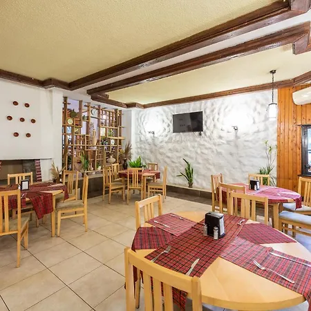Trakia Plaza & מלון 4*