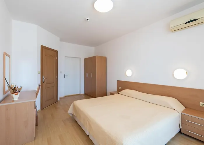 Trakia Plaza Hotel&apartments Szálloda Napospart