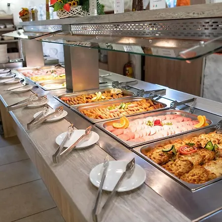 Hotell Trakia Plaza & 4*